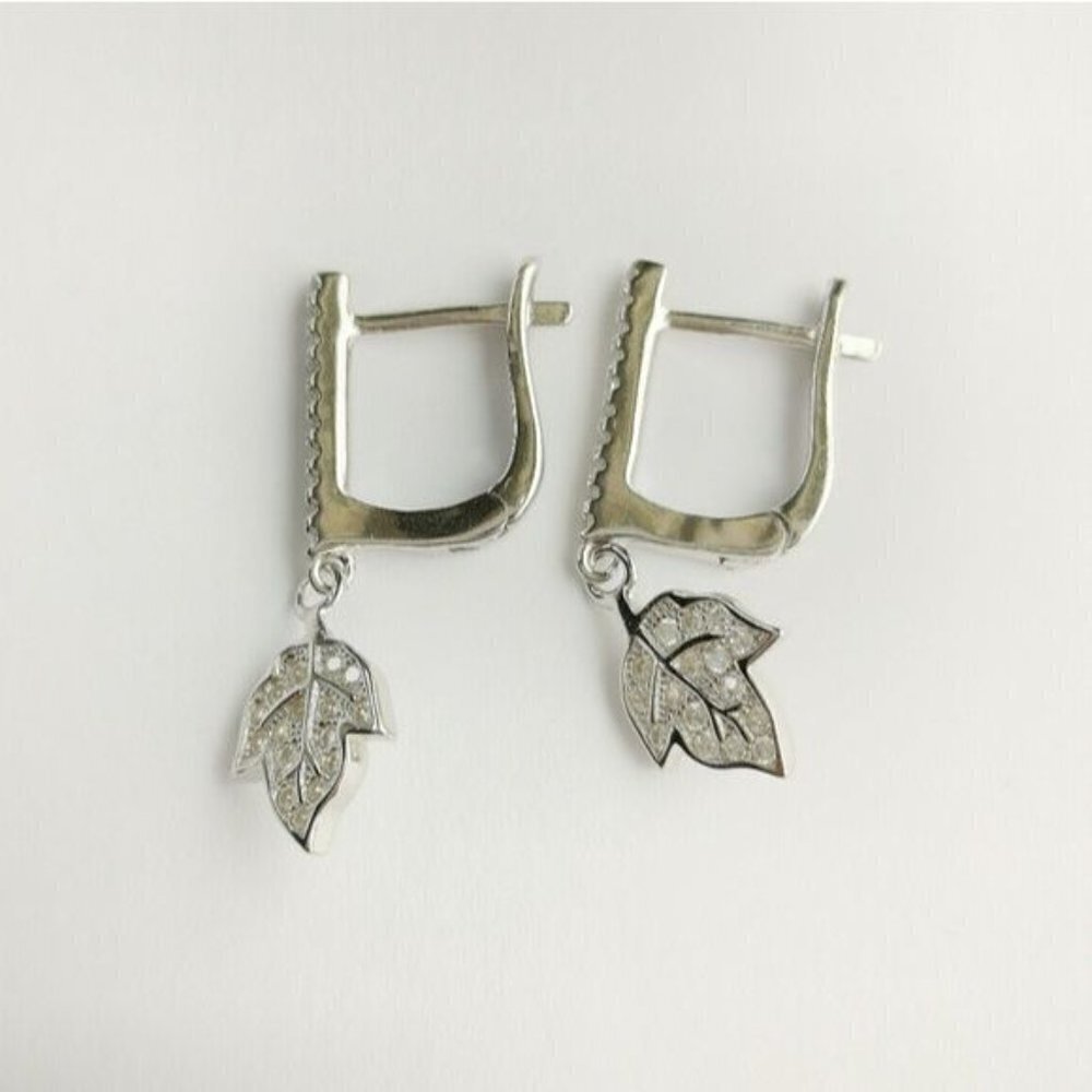 New Sterling silver cz modernist lever back earrings leaf design - Picture 2 of 7